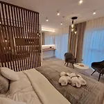 Brossa Apartments, 24H Self Check In, Klima, Aircond