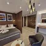 Brossa Apartments, 24H Self Check In, Klima, Aircond